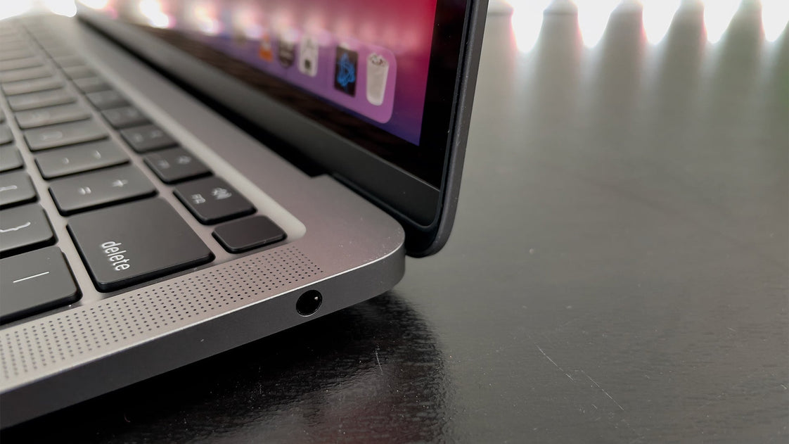 MacBook Air 2020 (13-inch) M1 8GB RAM Nieuwstaat - iApples.nl